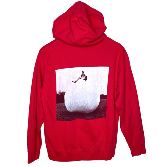 Harry Styles On Top Of The World Harry’s House Red Hoodie Sweatshirt - Picture 1 of 7